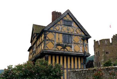 Stokesay Castle